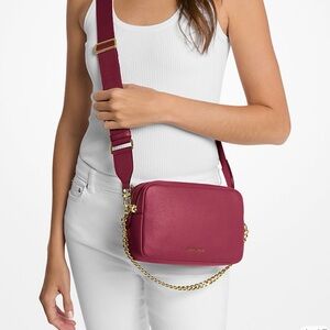 Michael Kors Bryant Medium Crossbody Camera Bag in Mulberry